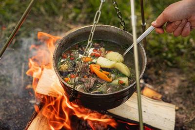 Что приготовить на костре? Рецепты самых простых и вкусных блюд, которые  идеально есть на природе: Еда: Из жизни: Lenta.ru