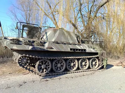 Появившиеся на передовой немецкие танки Leopard 2 уничтожаются быстрее, чем  успевают выстрелить по российским позициям
