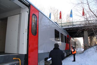 Кировский ЭП1М-432 с поездом №290 Екатеринбург - Анапа. - YouTube
