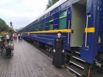 Фирменный поезд «Демидовский экспресс» Санкт-Петербург – Екатеринбург - На  поезде