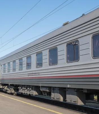 Пассажиры в среднем покупают три билета в минуту на поезда в Крым -  Российская газета