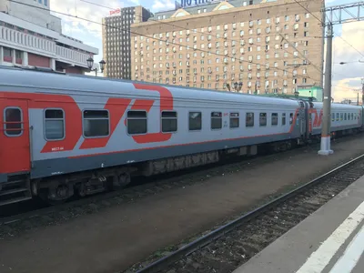 Поезд Москва — Сухум столкнулся с трактором. Фото | 360°