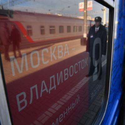 Легендарный поезд «Россия», который идет через всю страну: какой он сегодня