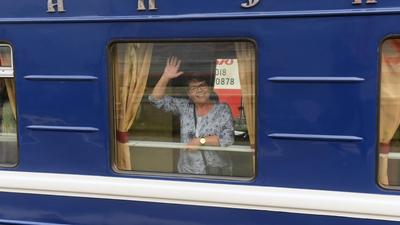 Пуск российских поездов в обход Украины избавил пассажиров от фобий - МК