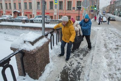 https://rus.delfi.ee/statja/120217526/onlayn-karta-i-prognoz-pogody-smotrite-kak-po-estonii-idet-groza