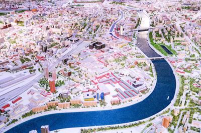 Сравниваем реальные размеры Москвы с другими столицами Европы | Объясняю на  пальцах | Дзен