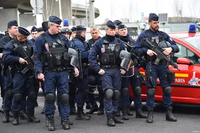 Полиция Франции: темные секреты и насилие