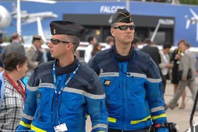 Полиция Франции подсчитала количество митигующих - Газета.Ru | Новости