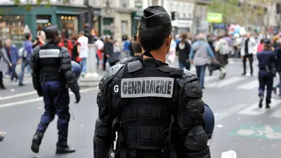 Полицейские во Франции возмущены действиями властей | новости | ERR