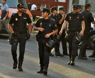 Полиция Испании ликвидирует последствия теракта | ИА Красная Весна