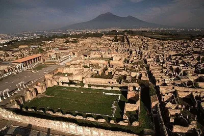 Помпеи: город-музей под пеплом Везувия» — создано в Шедевруме