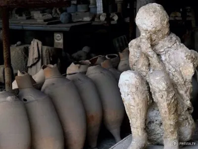 В Италии открылась выставка останков жертв извержения вулкана в Помпеи |  Українські Новини