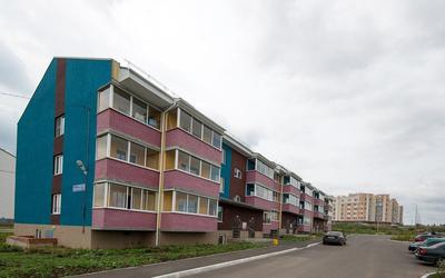 Жителей пригорода Челябинска возмутил отказ принять детей в новый лицей |  АиФ-Челябинск | Дзен