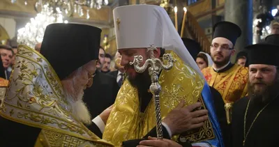 Епифаний официально возглавил независимую церковь Украины - Ведомости