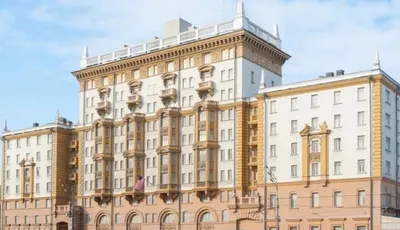 Новое консульство США в Москве приняло первых посетителей - ТАСС