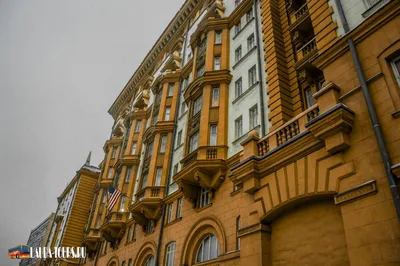 Посольство США в Москве заменило адрес на сайте на координаты — РБК