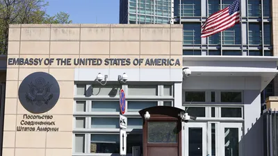 Посольство США в Киеве призвало своих граждан покинуть Украину |  15.07.2022, ИноСМИ