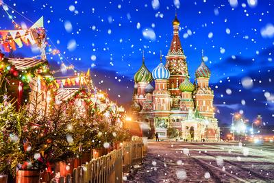 Новогодняя Москва: театр, ностальгия по СССР и XVIII век