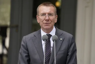 Президент Латвии Ринкевичс заявил, что Кариньш, согласно Конституции, не  может формировать правительство - nra.lv