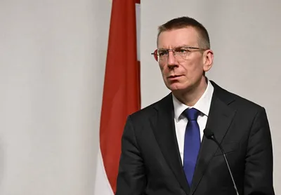 Первый иностранный визит президент Латвии нанесет в Эстонию / Статья