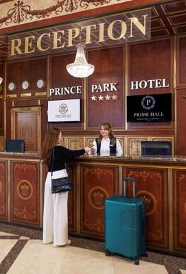 Prince Park Hotel Moscow on Instagram: \"Расположение отеля имеет огромное  значение, согласны? 😉 ⠀ Принц Парк Отель находится на юго-западе Москвы, в  2 минутах от станции метро «Теплый стан». ⠀ Наш отель