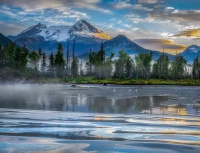 Очень реалистичная природа Аляски. …» — создано в Шедевруме