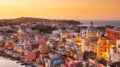 The 7 Best Dishes To Eat in Procida, Italy