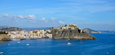 Most Instagrammable Spots in Procida, Italy (With Maps!) — Journey to 1000  Cities