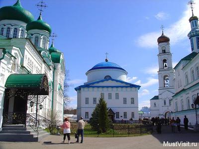 В Раифском монастыре проходит Рождественский фестиваль ледовых и снежных  скульптур «Лёд и свет» | Новости Казанской епархии | Православие в  Татарстане | Портал Татарстанской митрополии