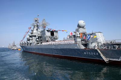 Крейсер \"Москва\" затонул при буксировке - 15.04.2022, Sputnik Беларусь