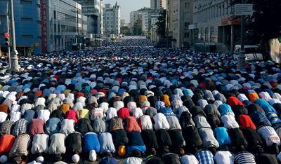 Празднование окончания священного месяца Рамадан в Москве | РИА Новости  Медиабанк