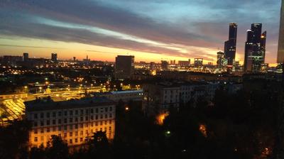 galina_misnik - Рассвет в Москве 🌅🌆 #рассвет #москва #раннееутро  #восходсолнца | Facebook