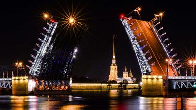 Увлекательная экскурсия по разводным мостам Санкт-Петербурга с отправкой от  Петропавловской крепости