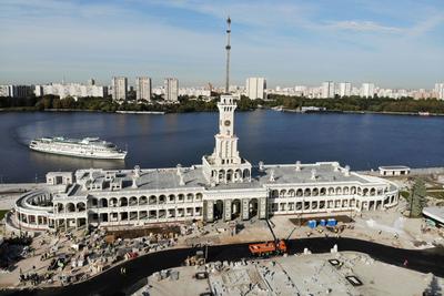 Северный речной вокзал в Москве: онлайн-табло, схема причалов, где  находится, адрес, как добраться, ближайшее метро, парковки, магазины, кафе  и рестораны
