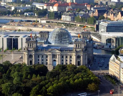 Рейхстаг, Резиденция Парламента Германии, Берлин Фотография, картинки,  изображения и сток-фотография без роялти. Image 47660124