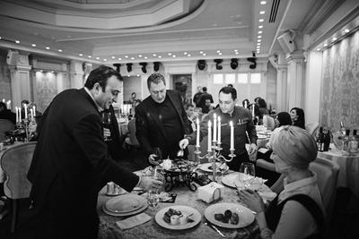 Interior of Luxury Restaurant Aragvi in Moscow, Russia Editorial Photo -  Image of halls, moscow: 105790651