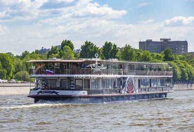 Yacht Event — ресторан на воде в центре Москвы