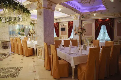 Новогодний корпоратив – Ресторан Версаль в Королеве в Москве | Отметить  Новый год 2023 - 2024 с программой | Новогодняя ночь 31 декабря