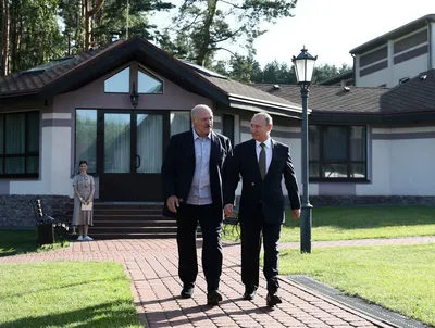 Где живет и работает Лукашенко: что известно о недвижимости президента  Белоруссии