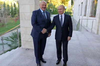 На что хватило бы денег, которые тратят на резиденцию Лукашенко