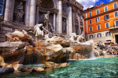 Trevi Fountain - Wikipedia