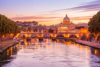 ROME, ITALY- MAY 07, 2017: Beautiful landscape of the Colosseum in Rome-  one of wonders of the world with tourist near it in the evening time Stock  Photo - Alamy