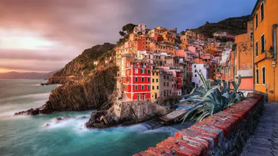 Riomaggiore town, cape and seascape at sunset, Cinque Terre National Park,  Liguria, Italy | Windows Spotlight Images