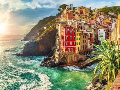 Riomaggiore: The colourful heart of Italy's Cinque Terre, - Times of India  Travel