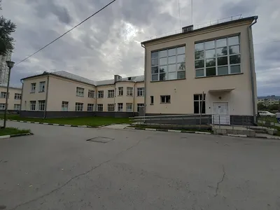 Файл:Больница, ул. Чаплыгина, 75 Новосибирск 2.jpg — Путеводитель Викигид  Wikivoyage