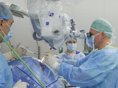 Фотолечение лица, шеи, декольте аппаратом М22 IPL LUMENIS в клинике  «Золотое Сечение»