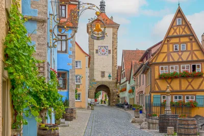 Динкельсбуль бавария. романтическая дорога красивый город в Германии  Стоковое Изображение - изображение насчитывающей ведущего, европа: 258248643
