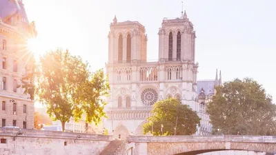 Париж, Эйфелева башня и романтика …» — создано в Шедевруме