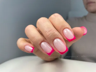 Розовый френч | Красивые ногти, Дизай ногтей, Розовые блестящие ногти