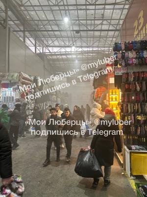 Сотрудники МЧС предложили чай всем желающим на рынке \"Садовод\" - РИА  Новости, 17.11.2022